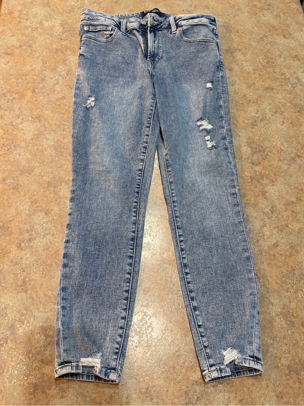 Women’s Gap Jeans. Size 8/29R